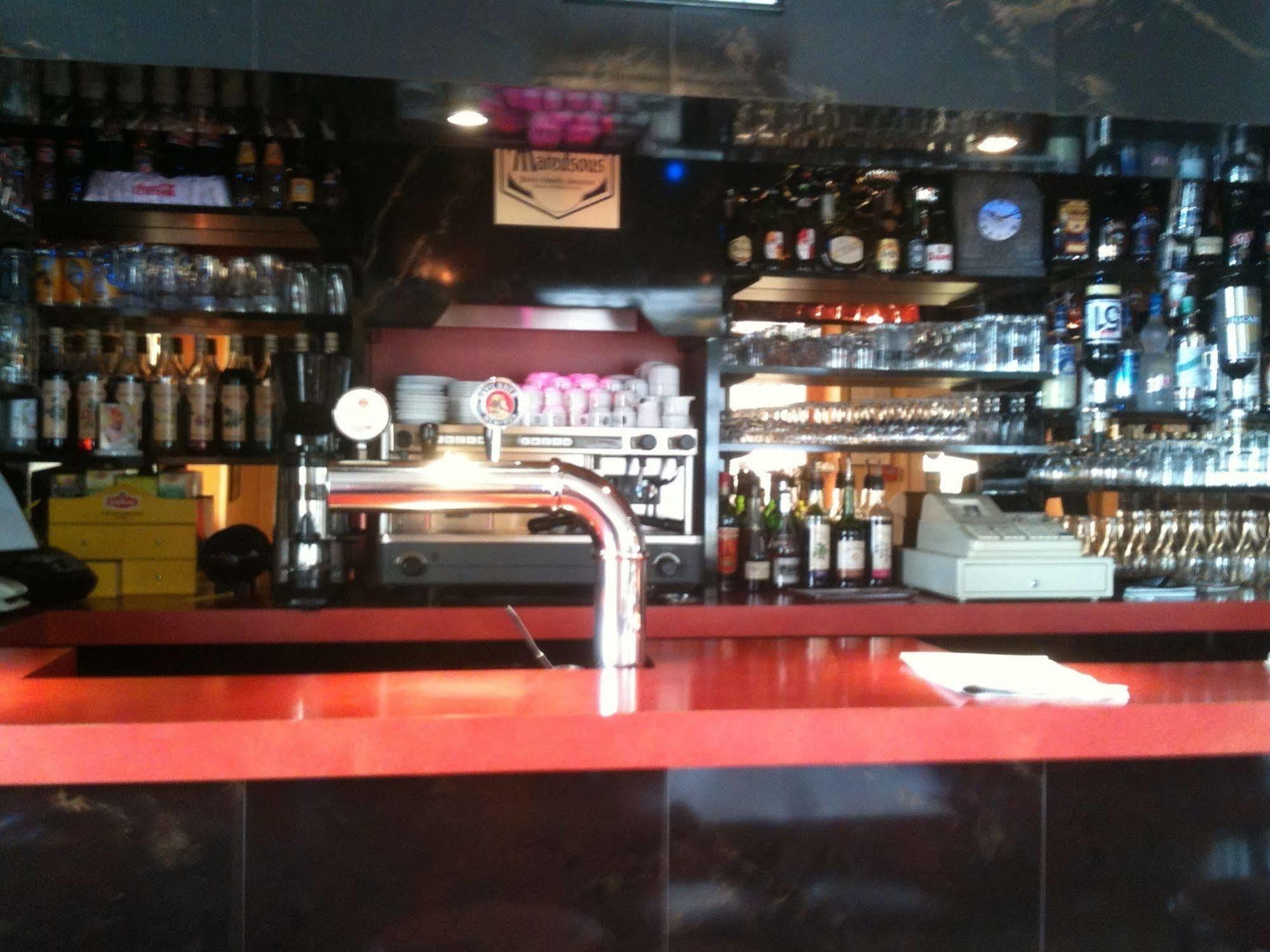 Hotel & Restaurant Hanoi Station Saint-Malo Dış mekan fotoğraf